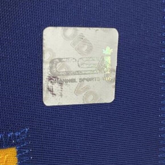 Gilbert Perreault Buffalo Sabres CCM Autographed Jersey with CSI CoA - Picture 8 of 14